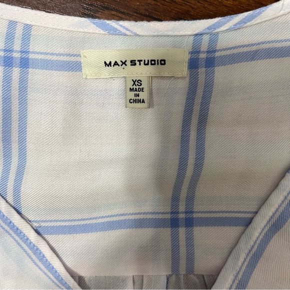 Max Studio Soft Lightweight Surplice Plaid Top Longer Back Fit Size XS - Picture 8 of 11